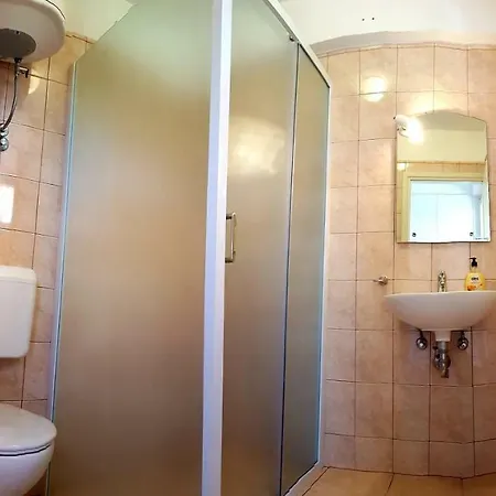 Διαμέρισμα Leonarda *